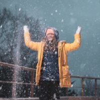 woman-playing-with-snow-3257469 (1)